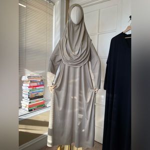 Beige abaya and small khimar set